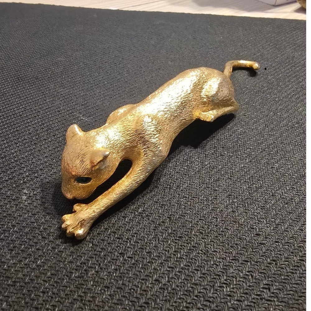 Vintage AFJ Gold Tone Prowling Panther Brooch Green Rhinestone Eyes Big Cat 4.5"